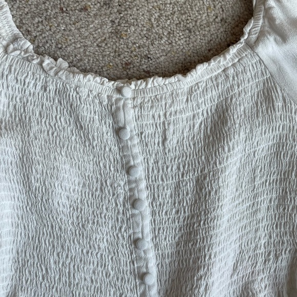 Becaal Top - Picture 3 of 4